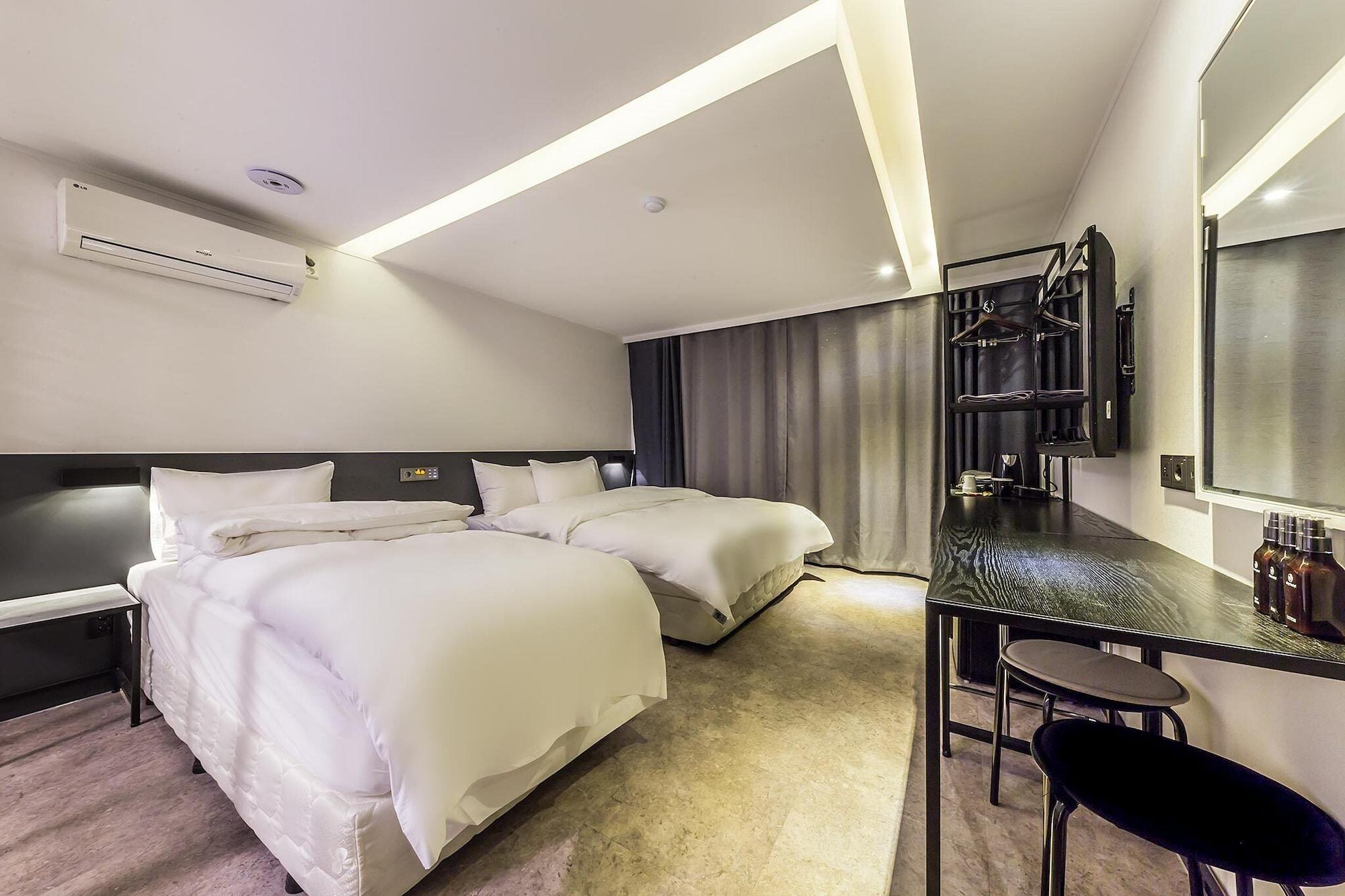 Hotel Stay Hotel 2*