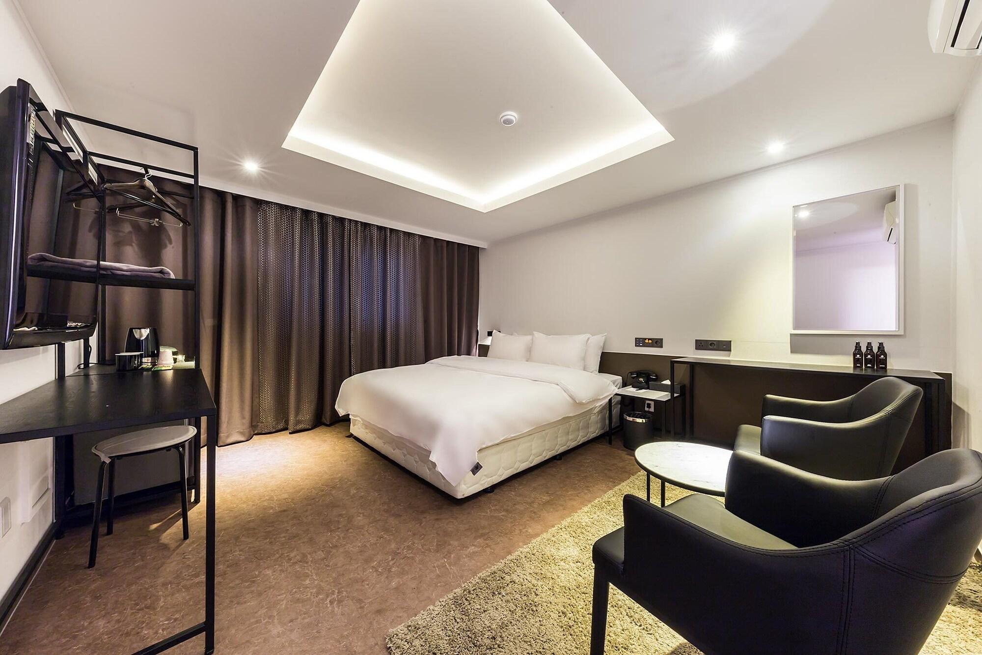 Stay Hotel Hotel
