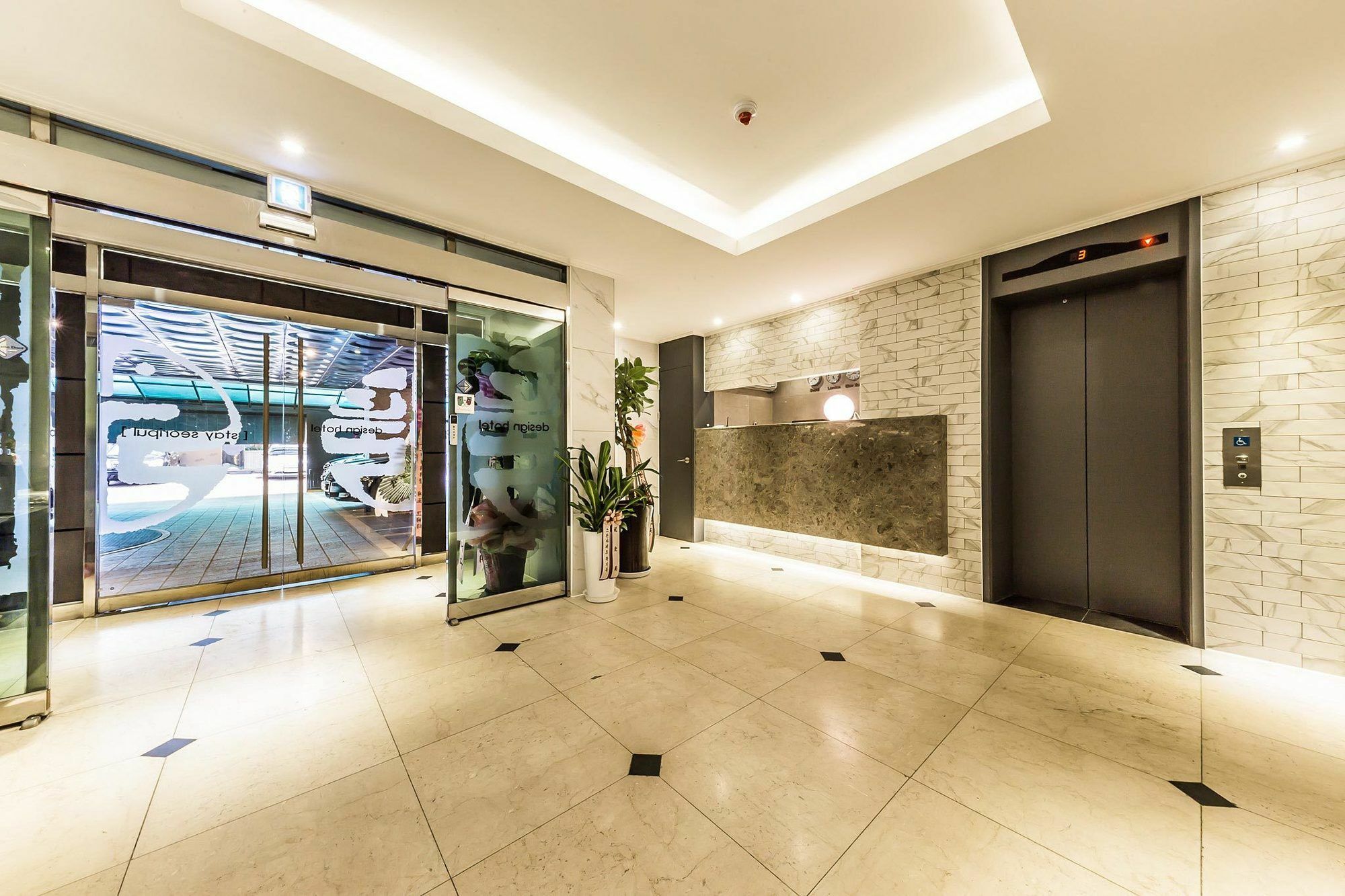 Stay Hotel 2* Seoul